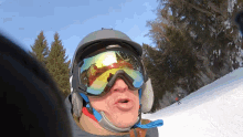 Dzadzewski Tongue GIF - Dzadzewski Tongue Snowboard GIFs