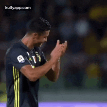 Well Playing.Gif GIF - Well Playing Cristiano Ronaldo Well Done GIFs