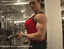Female Bodybuilders Muscle Woman GIF - Female Bodybuilders Muscle Woman GIFs