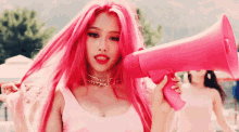 pink hair kpop