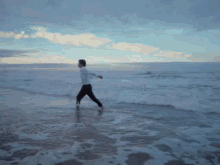 Joshua Bassett Set Me Free GIF - Joshua Bassett Set Me Free Music Video GIFs