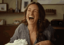 Laughing GIF - Julia Roberts Wonder Wonder The Movie GIFs