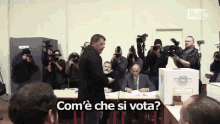 Votare Elezioni Com'è Che Si Vota Non So Votare Renzi GIF - To Vote Elections I Dont Know Hot To Vote GIFs