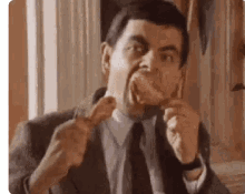 Mr Bean Hungry GIF - Mr Bean Hungry Eating GIFs