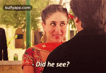 Did He See?.Gif GIF - Did He See? Kareena Kapoor Face GIFs