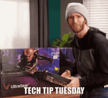 Tech Tip Tuesday GIF - Tech Tip Tuesday Linus Tech Tips GIFs