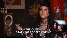 Online Stalker GIF - Queen Of Stalking People Online Black Ink Crew GIFs