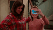 Selfie American Housewife GIF - Selfie American Housewife GIFs