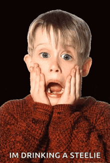 Macaulay Culkin Home Alone GIF - Macaulay Culkin Home Alone Christmas GIFs