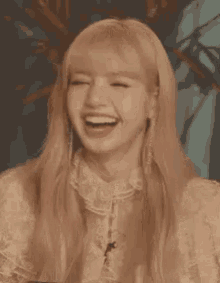 Lisa Laugh GIF