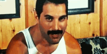Freddie Queen GIF