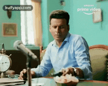 What The Fuck.Gif GIF - What The Fuck Family Man Manoj Bajpayee GIFs