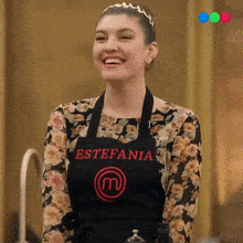 Riendo Estefanía Herlein GIF - Riendo Estefanía Herlein Master Chef Argentina GIFs