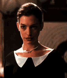 Uh Oh GIF - Oops Anne Hathaway GIFs