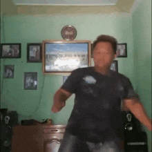 Bender Man GIF - Bender Man Dance GIFs