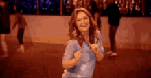 Antes Só Do Que Mal Acompanhada / Kevin Can Wait GIF - Kevin Can Wait Alone Dancing GIFs