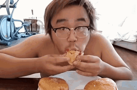 Eating Munching GIF - Eating Munching Onionrings - Discover & Share GIFs