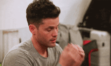 Claim To Fame Tired GIF - Claim To Fame Tired Shocked GIFs