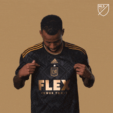 Pointing At The Badge Kellyn Acosta GIF - Pointing At The Badge Kellyn Acosta Los Angeles Fc GIFs