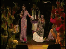 Siti Nurhaliza Concert GIF - Siti Nurhaliza Concert Vocal GIFs