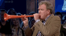 Vuvuzela GIF