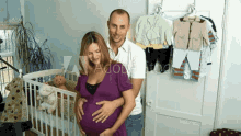 Zfykbfw Pregnant Couple GIF