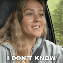 I Don'T Know Crystal Drinkwalter GIF - I Don'T Know Crystal Drinkwalter Vanwives GIFs