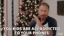 You Kids Are All Addivted To Your Phones Technology GIF - You Kids Are All Addivted To Your Phones Technology Smart Phones GIFs