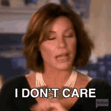 I Dont Care Real Housewives Of New York GIF - I Dont Care Real Housewives Of New York Rhony GIFs