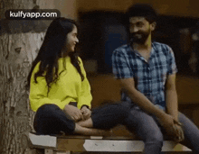 Cute Couple In Love.Gif GIF - Cute Couple In Love Deepthi Sunaina Smiling GIFs