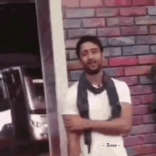 Shaheer Sheikh Dancing GIF - Shaheer Sheikh Dancing Groovy GIFs