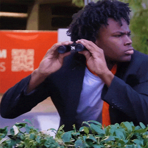 spying-kanel-joseph.gif