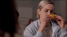 orange is the new black oitnb piper chapman taylor schilling jail