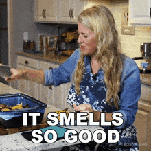 It Smells So Good Jill Dalton GIF - It Smells So Good Jill Dalton The Whole Food Plant Based Cooking Show GIFs