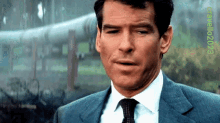 Whats Your Story Pierce Brosnan GIF - Whats Your Story Pierce Brosnan James Bond GIFs