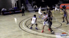 Mikey Williams Basketball Approve GIF - Mikey Williams Basketball Approve GIFs