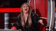 lol kelly clarkson the voice laughing out loud hilarious