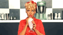Milkshake Christina Aguilera GIF - Milkshake Christina Aguilera Drinking GIFs