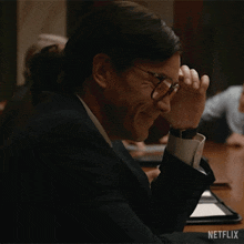 Trying Not To Laugh Raymond Peepgrass GIF - Trying Not To Laugh Raymond Peepgrass A Man In Full GIFs