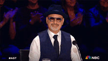 Thumbs Up Howie Mandel GIF - Thumbs Up Howie Mandel America'S Got Talent GIFs