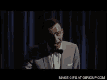 Frank Sinatra GIF - Frank Sinatra Singer Bow GIFs