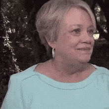Confused White Lady GIF - Confused White Lady Karen GIFs