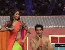 Shilpa Shetty And Karan Wahi GIF - India Belly Dancing Flirty GIFs