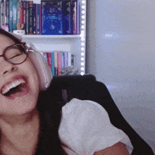 Risos Bibia GIF