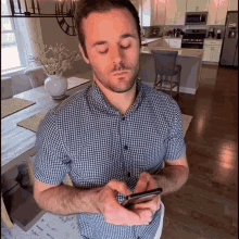 Texting Daniel Labelle GIF - Texting Daniel Labelle Browsing GIFs