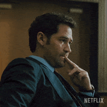Thinking Mickey Haller GIF - Thinking Mickey Haller The Lincoln Lawyer GIFs
