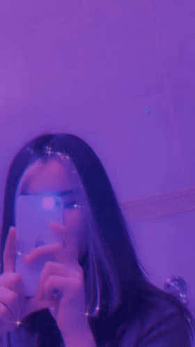 Purple Snap GIF - Purple Snap Mirror - Discover & Share GIFs