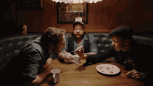 Have A Bite Nathaniel Rateliff GIF - Have A Bite Nathaniel Rateliff Nathaniel Rateliff And The Night Sweats GIFs