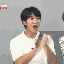 이승기 Leeseunggi GIF - 이승기 Leeseunggi Clapping GIFs