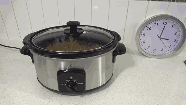 Crock-Pot 4.5 quart slow cooker - Making beef stew [unboxing] 